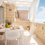 Two-bedroom With Sea View 04 * Selca (Brac)