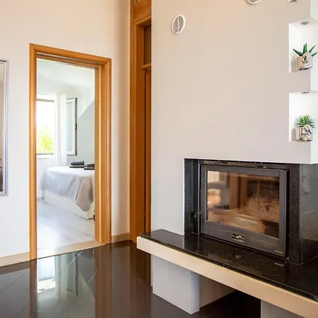 Apartman Two-bedroom With Sea View 04 Selca (Brac)