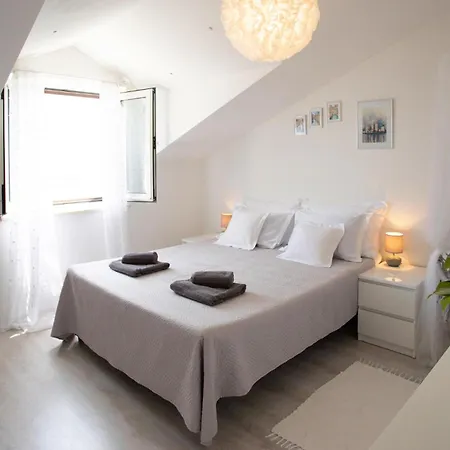 Two-bedroom With Sea View 04