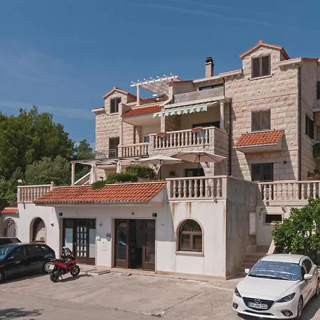 Two-bedroom With Sea View 04 *