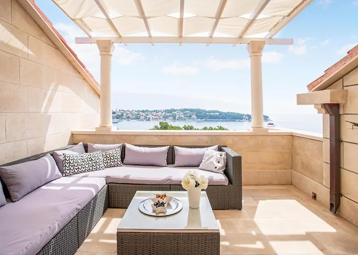 Two-bedroom With Sea View 04 Apartamento Selca (Brac)