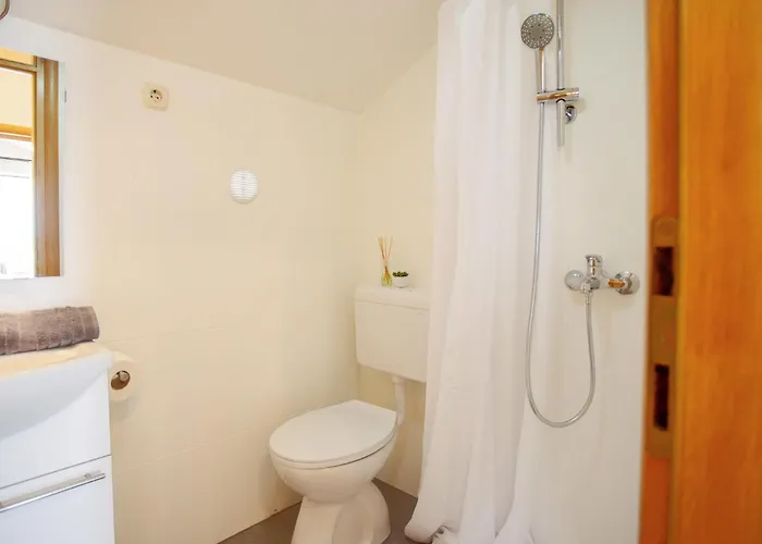 Two-bedroom With Sea View 04 Apartamento *